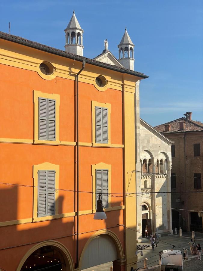 Duomo 12 *